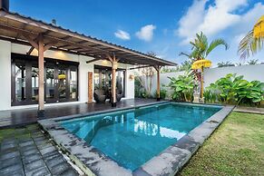 888 Residences - Complex of Private Villas with Pools