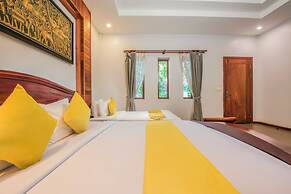 Samnak Lounge