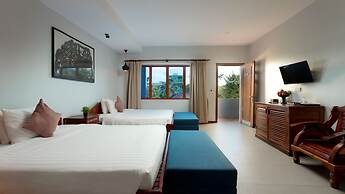 Samnak Lounge