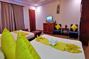Samnak Lounge