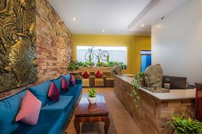 Samnak Lounge