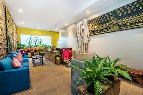 Samnak Lounge