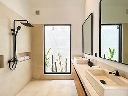 KAKAO Villas Kedungu