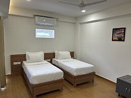 Palladium Luxury Suites Unit II
