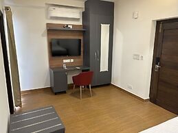 Palladium Luxury Suites Unit II