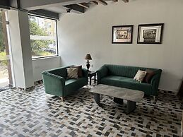 Palladium Luxury Suites Unit II