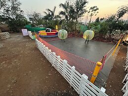 Shrubbery Palms Resort