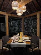 Shrubbery Palms Resort