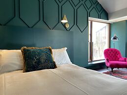 The Rooms at Firecastle