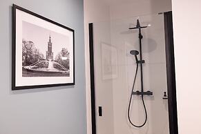 B85 Suites