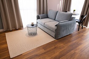 B85 Suites