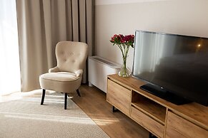 B85 Suites