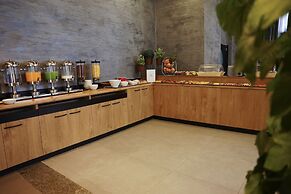 ATRIUM DELUXE RESORT