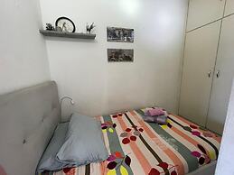 1 Bed Flat - Sleeps 2 - Pets - Pool - Smoking
