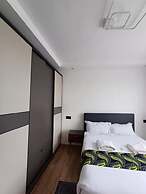 Urban Oasis Apartment by Edmor Suites