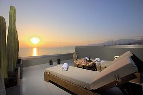 Hersonissos Beach Front Suites