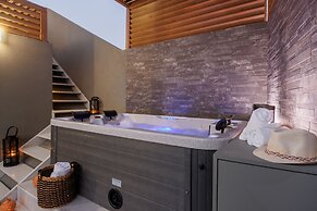 Hersonissos Beach Front Suites