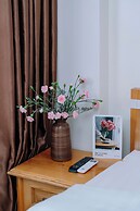 Rose Nhung Hotel Catba