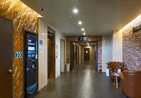 Mari Hotel