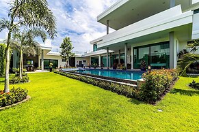 Luxury 6 Bed Private Pool Villa - LLW