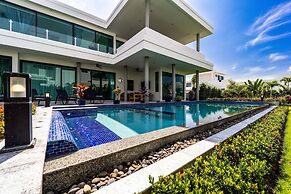 Luxury 6 Bed Private Pool Villa - LLW