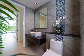 Luxury 6 Bed Private Pool Villa - LLW