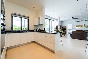 Luxury 6 Bed Private Pool Villa - LLW