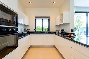Luxury 6 Bed Private Pool Villa - LLW