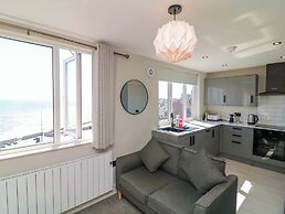 Apt 9 @ Hunter's Quay