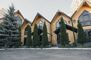 Everest Rest House