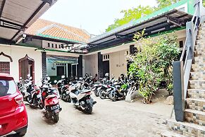 Hotel O Guest House Cemara 2