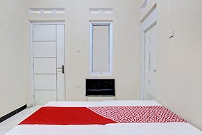 Hotel O Guest House Cemara 2