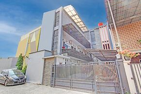 OYO 93209 Guest House Cemara 3