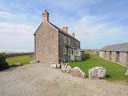 Three Chimneys