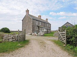 Three Chimneys