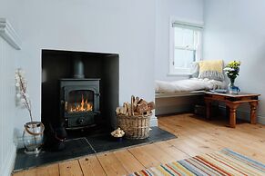 Corner Cottage