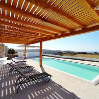Island Dreaming Opal 2 Bd w shared pool