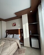 HOTEL MH
