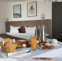 HOTEL MH