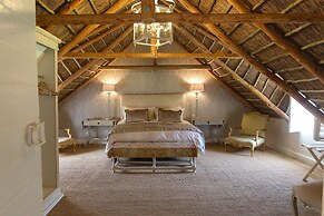 The Doolhof Country House