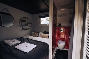 Golden Circle Truck Hotel