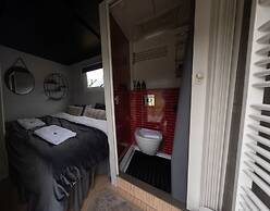 Golden Circle Truck Hotel
