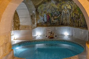 Belenus Cave Hotel