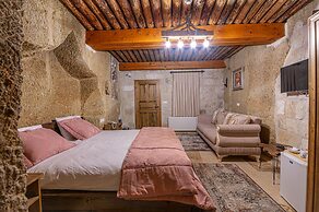 Belenus Cave Hotel