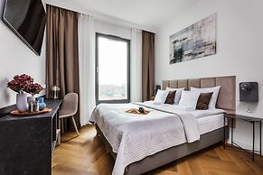 Brabank Residence by HappyStay