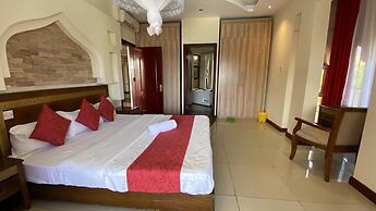 Lux Suites Eden Seafront Apartments
