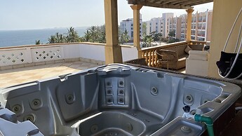 Lux Suites Eden Seafront Apartments