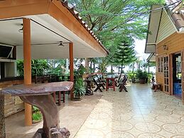 Sunrise Resort
