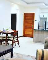 Lux Suites Silverstone  Apartments