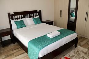 Lux Suites Silverstone  Apartments
